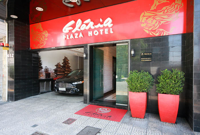 Hotel Gloria.jpg